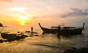 Koh Bulon Head to the beach