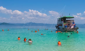 Koh Kradan Snorkeling